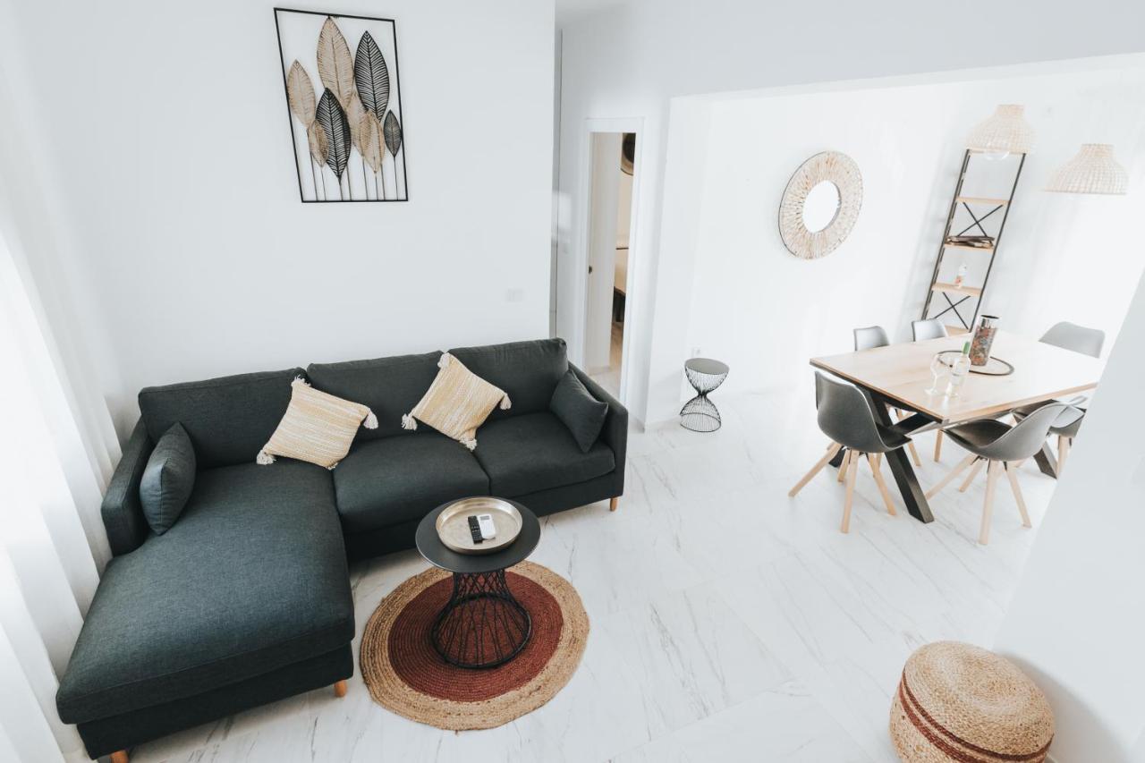 Shiny Nab Super Family Apartment マラガ エクステリア 写真