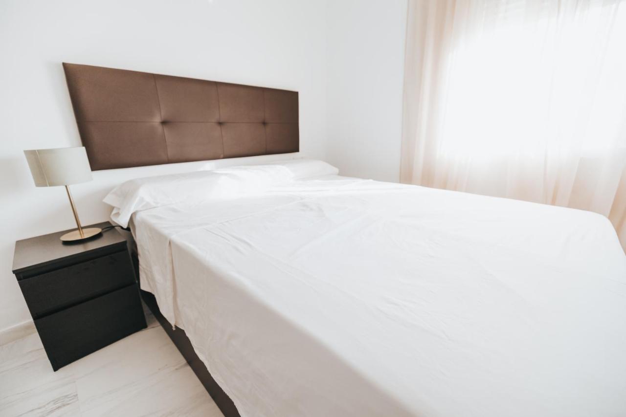 Shiny Nab Super Family Apartment マラガ エクステリア 写真